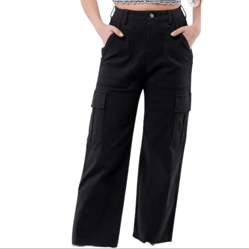 Hollister Ultra High Rise Straight Leg Utility Pants NWOT